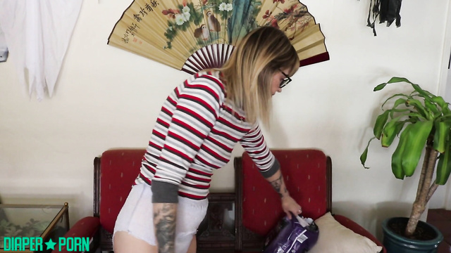 Blonde tattooed sluts grind in messy diaper - ABDL Porn