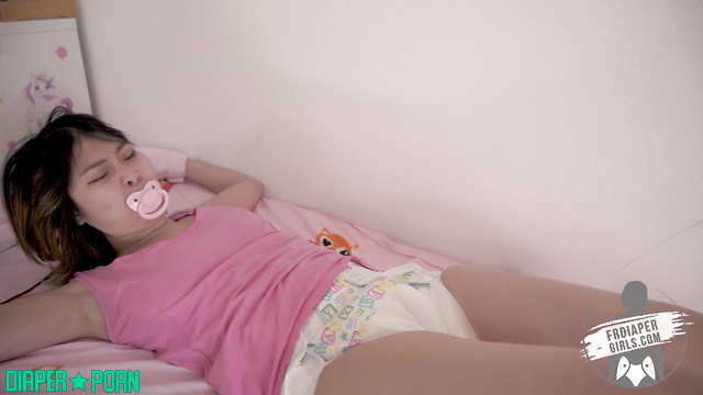 Handcuffed girls squirming as diapers get changed - FRDiapergirls