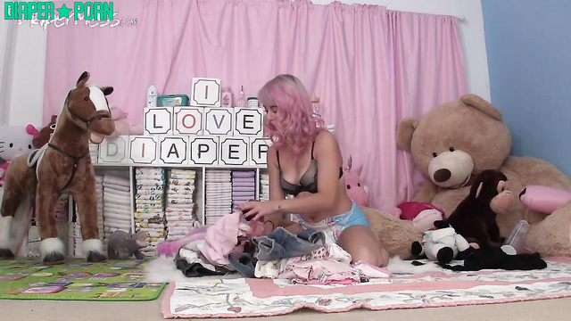 Redhead soother sucking and diaper pick tease - DiaperMess