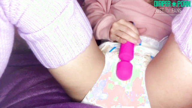 Sophia grinding vibrator topless, moaning loud - ABDL Porn