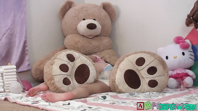 Nikki squatting wide in messy diaper play - AB Playhouse