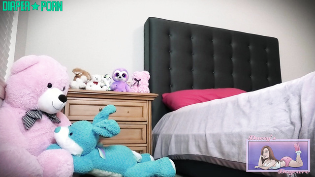 Dirty talk POV: Dacey's tongue teasing step mommy - Dacey's Daycare