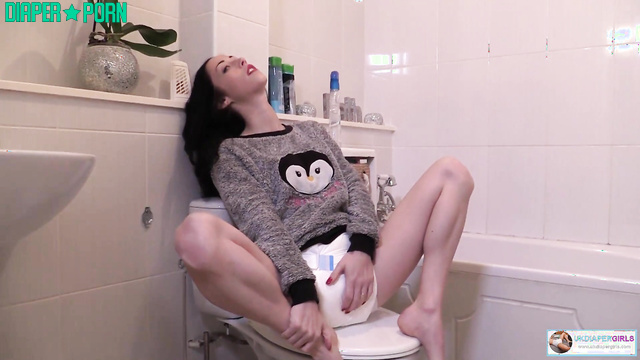 Solo brunette moaning in wet pleasure - UKDiaperGirls