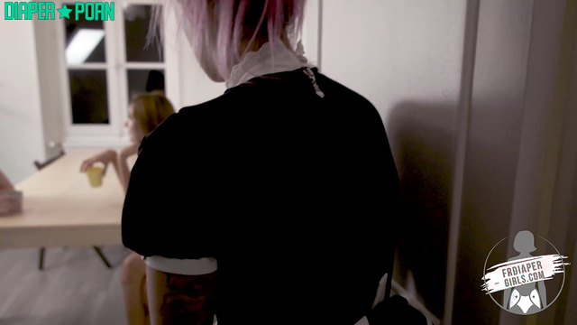 Topless maid revenge, bondage roleplay - FRDiapergirls