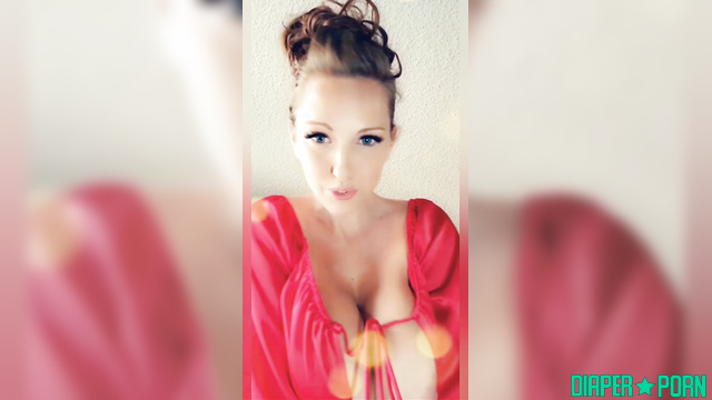 Topless blonde with big tits, talking dirty and powdered - ABDreams
