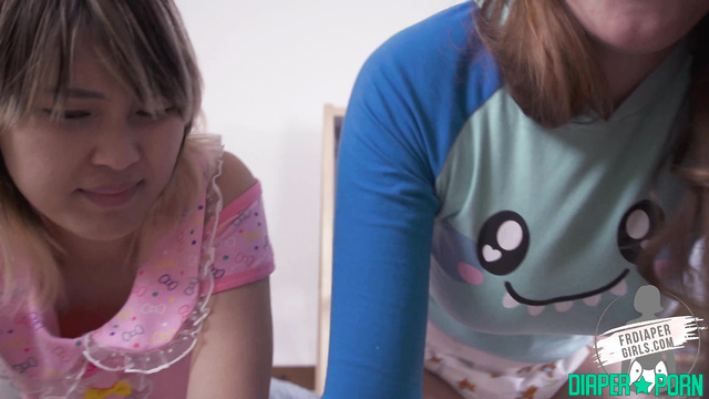 Lesbian roleplay pissing in new diaper - FRDiapergirls
