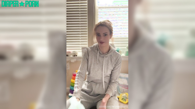 Redhead solo talks as she stuffs a diaper - Misspandapants