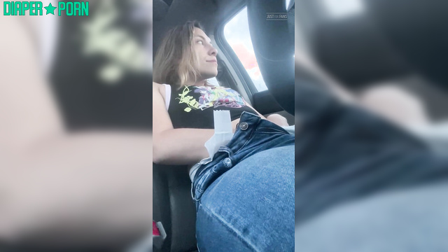 Blonde moaning loud, rubbing through thick diaper in car - PaddedkittenVuittQn