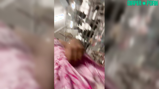 Brunette solo pissing hard in thick diaper - PaddedkittenVuittQn