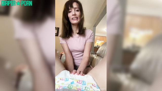 Babysitter's POV: Brunette rubs nappy slow and wet - Misspandapants