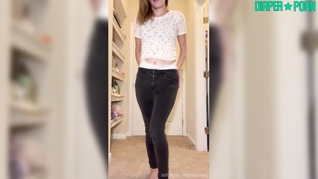Brunette pissing through tight jeans with diaper leaking - Misspandapants