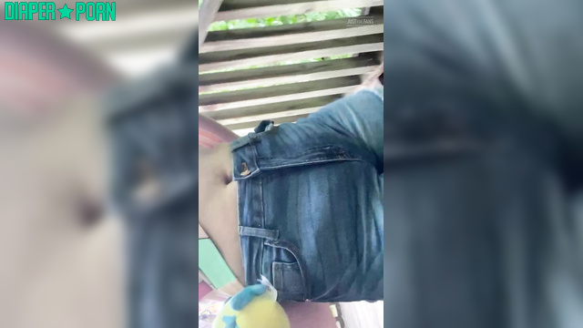 Blonde outdoors crinkling and talking naughty - PaddedkittenVuittQn