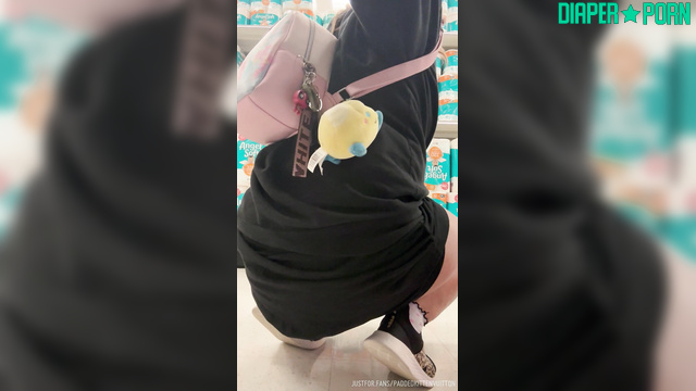 Brunette on knees, glasses fogged, diaper soaked - PaddedkittenVuittQn