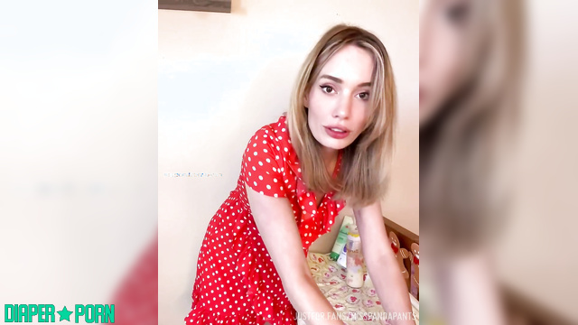 Blonde focused, solo diaper talk with wetting tease - Misspandapants
