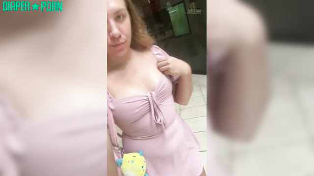 Blonde squatting wide as nappy bulges in store - PaddedkittenVuittQn