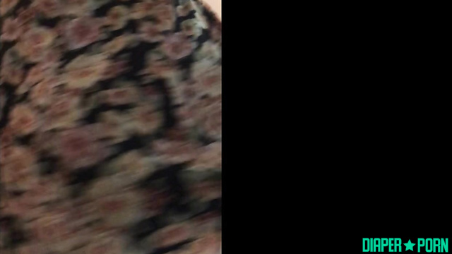 Bbabybbear - Shows what she's wearing underneath her short floral dress