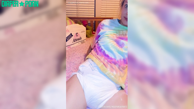 Brunette rubbing shaved pussy in snug diaper - Misspandapants