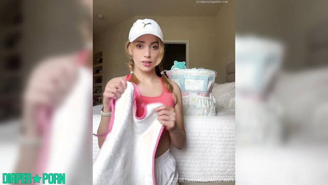 Misspandapants - Packs her bag with diapers and a bottle before tennis
