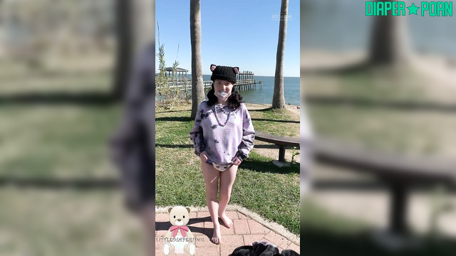 LittleDiaperIdol - Spending time outdoors while snugly padded in thick diaper