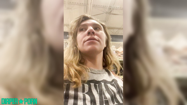 Blonde milf squishing in diaper while walking - PaddedkittenVuittQn