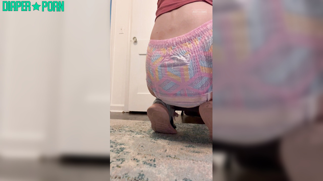 Quiet blonde pulls pants down, diaper mess - LolaAndThenSome