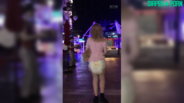 Thick Nappy Under Jeans, Blonde Struts Mall - LittleDiaperIdol