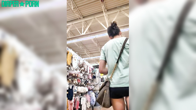 Walking in spandex, diaper rubbing hard - BabyFluffyBunny
