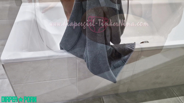 Tattooed Milf in Bath Moaning Loud - TinkerNina