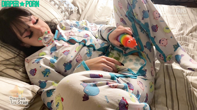 Teasing Pacifier Suck in Bedtime Regression - daddaslilstar