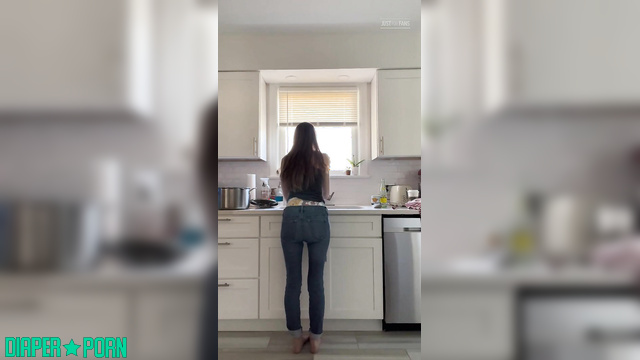 LolaAndThenSome - Doing household chores while wearing diaper and jeans in relaxed setting