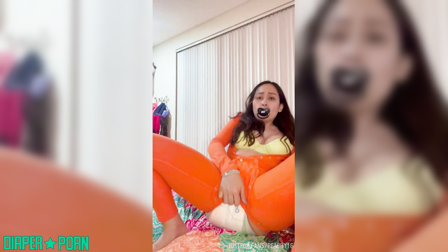 Brunette teasing with wet panties and age regression - BabyPeachy