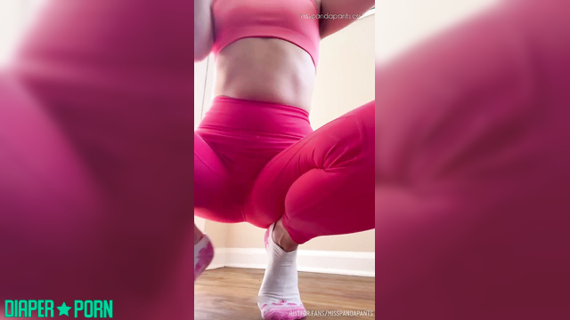 Pissing hard, leggings soaked, cunt exposed - Misspandapants