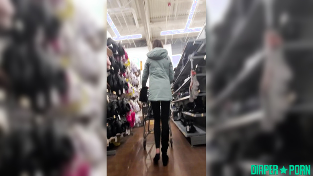 Walking with thick pampers under clothes - BabyFluffyBunny
