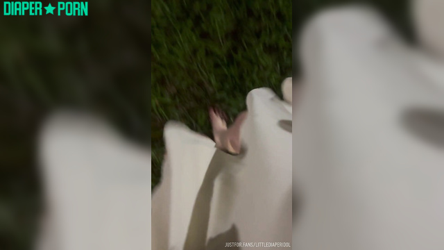 Blonde crinkling outdoors, padded thickly under clothes - LittleDiaperIdol