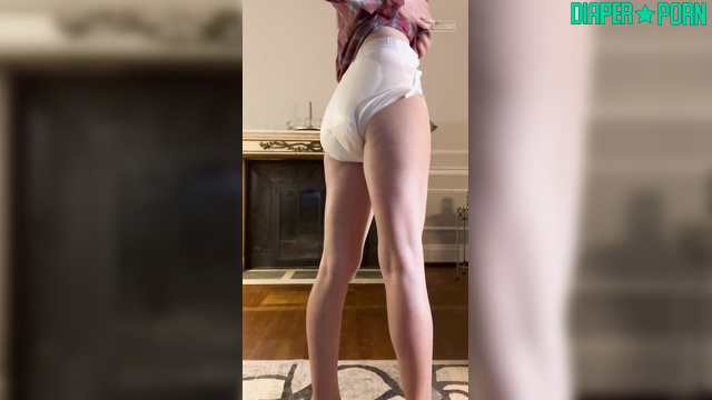 Teasing in plaid shirt while pampers soak - LolaAndThenSome