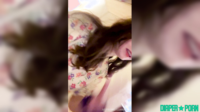 Ella Raine ABDL - Took off her pants to play with a sex toy in a diaper