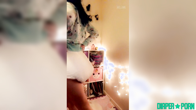 Succubunnie - Gets a fresh diaper change after playful wetting and giggles