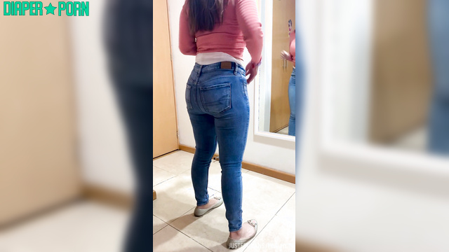 Jeans tight, brunette pissing hard, mess dripping – BabyPeachy