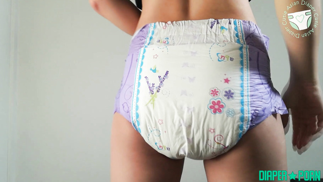 Brunette in pampers, ass up for solo play - AsianDiaperCutie