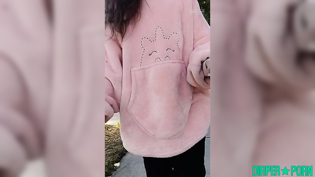 Brunette Outdoors, Dildo In Diaper Walking Wild - wetbbybrat
