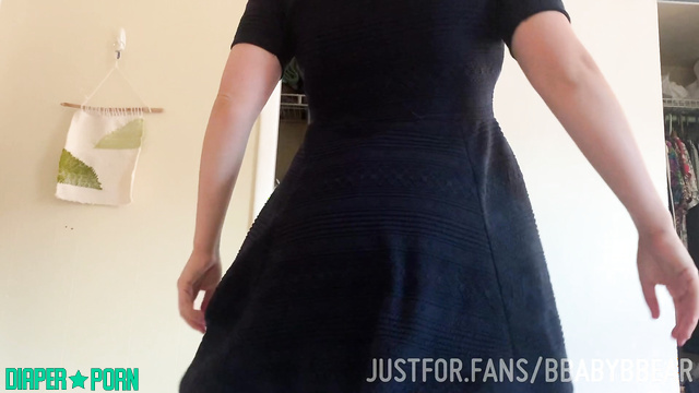Dirty diaper mess, brunette teasing solo - bbabybbear