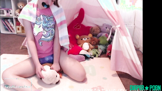 Brunette in regression, playing with soft nappy - Ella Raine ABDL