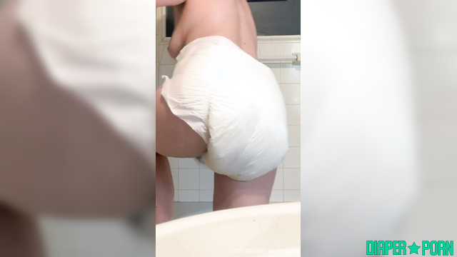 Brunette topless, fingers checking wetness - bbabybbear