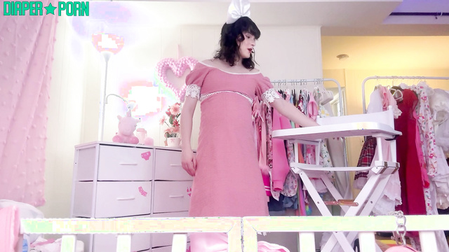 Pregnant trans girl humiliates with ageplay - Knicknatz