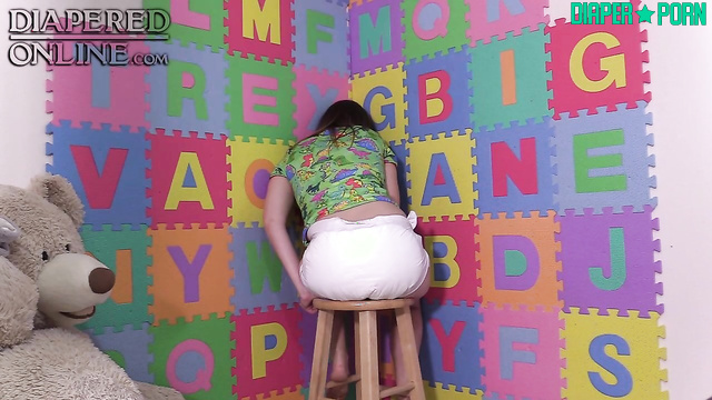 Alisha squatting wide, pissing loud in regression - Diapered Online Clip Store