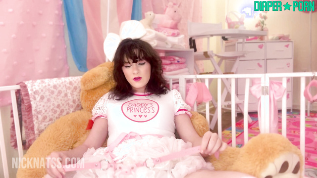 Sissy in Age Regression Begs for StepDaddy's Touch - Knicknatz