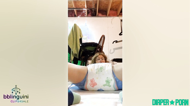 Blonde with glasses stuffing diaper, moaning in regression - Bblinguini