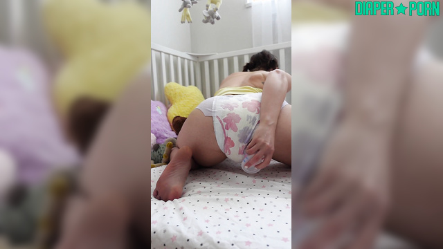 Wet kitten squirting in pull-up while playing - Sophie Little