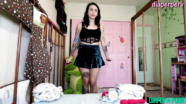 Tattooed brunette moaning, toy deep in ruined diaper - Ineedamommy