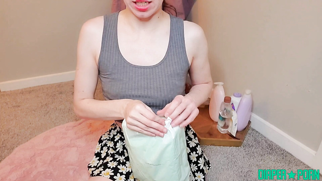 Shop Scarlet Rose - Green Diaper Review | Wet & Soggy Results Overnight